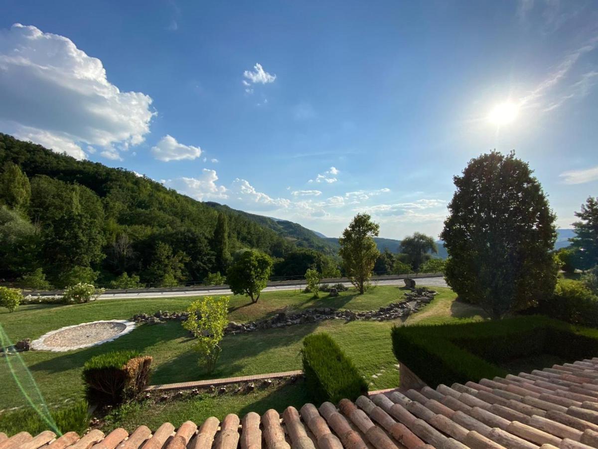 Agriturismo Le Case 阿西西 外观 照片