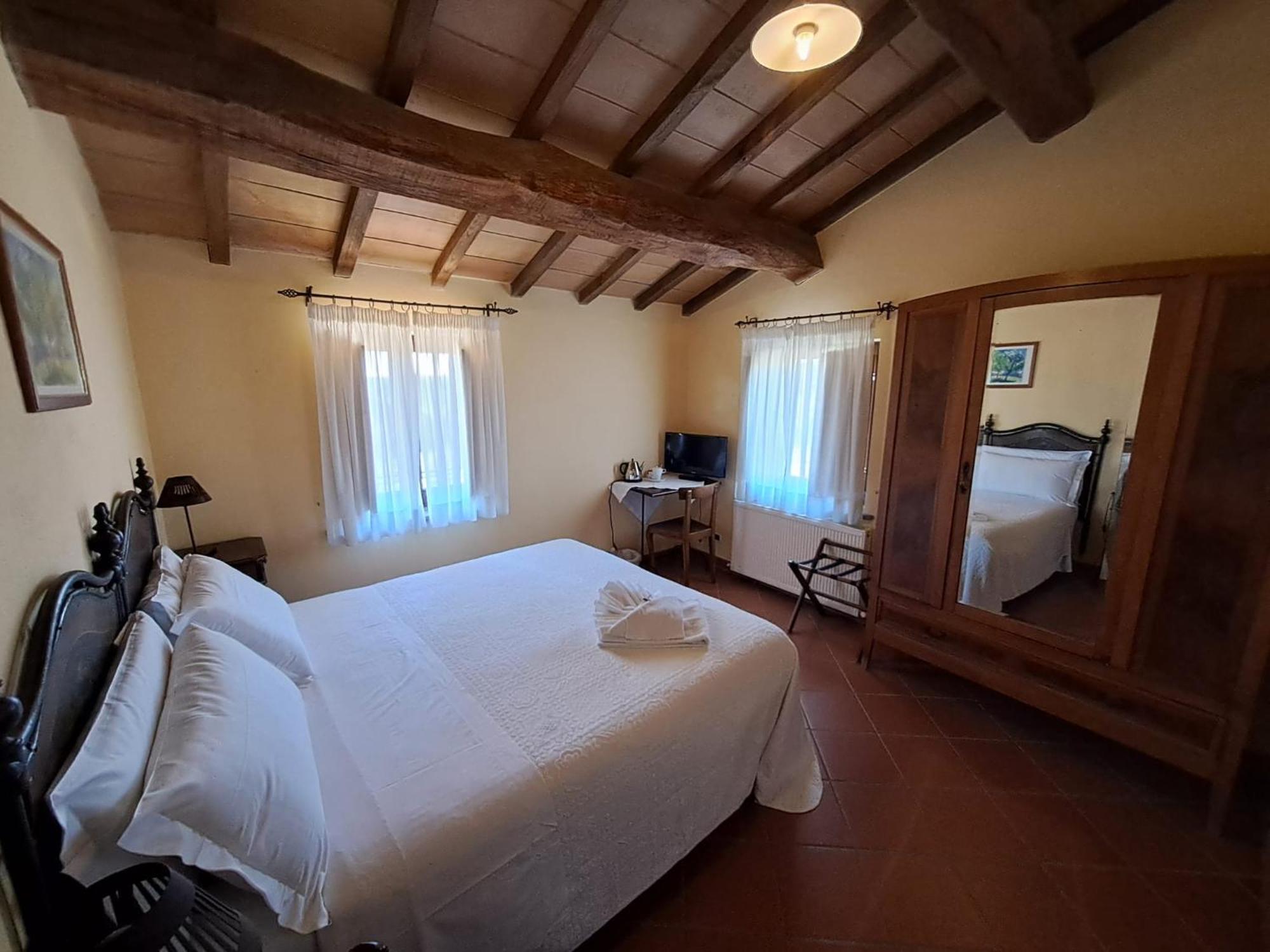 Agriturismo Le Case 阿西西 外观 照片