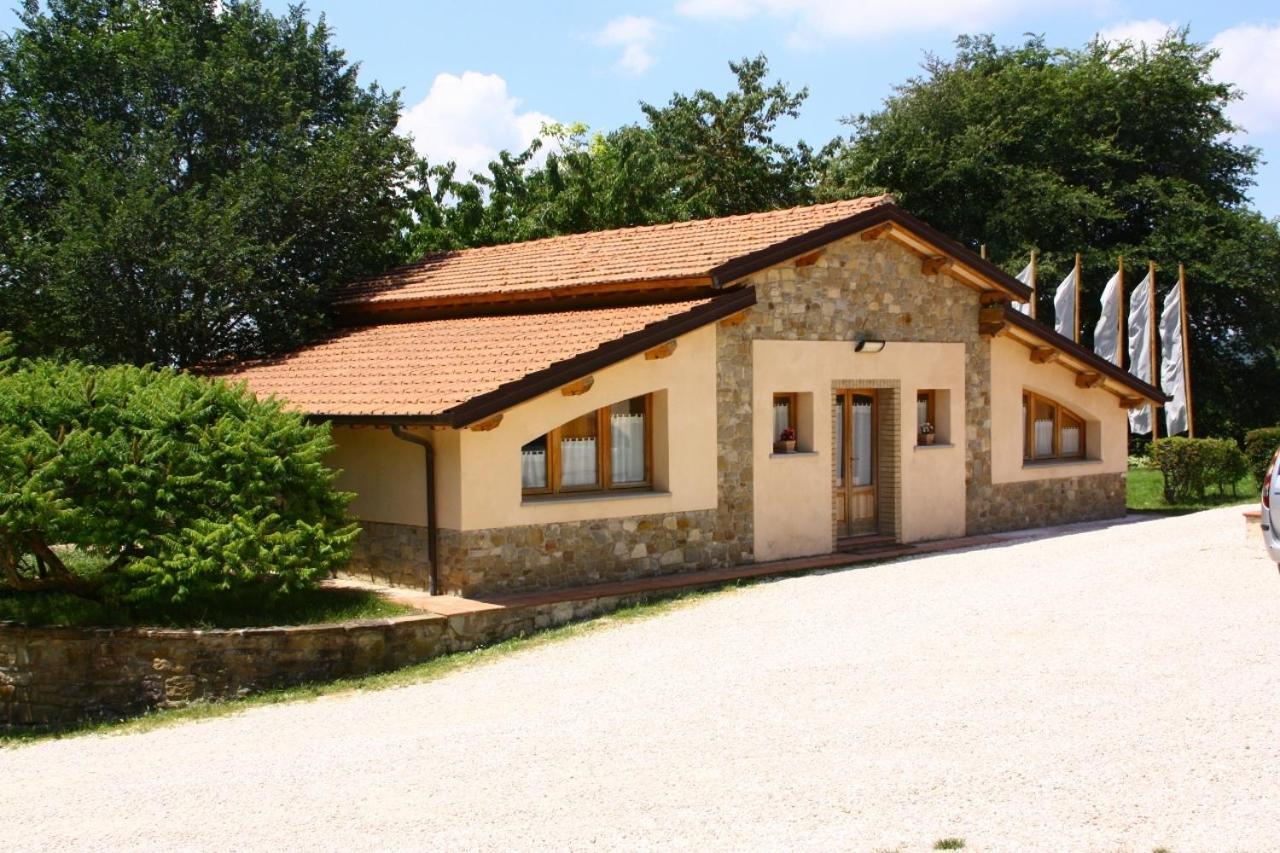 Agriturismo Le Case 阿西西 外观 照片